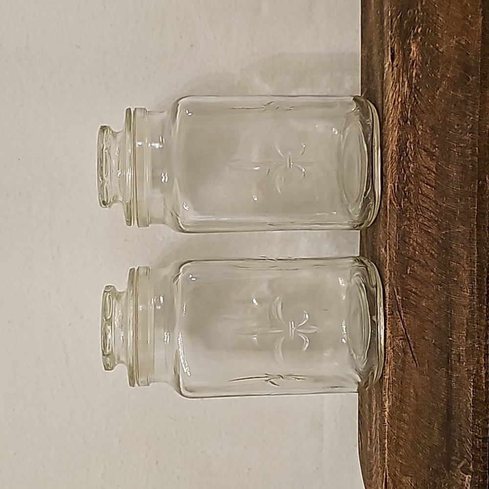 Fleur de Lis Jars